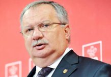 „Precedentul Ioan Mang”. Ministrul care și-a dat demisia pe plagiat predă în continuare la Universitatea din Oradea!