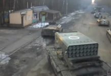 Ce ar transporta Rusia în Ucraina, în a opta zi de război. Sunt foarte periculoase: „Nu îşi au locul pe un câmp de luptă”