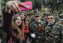 Armata Română anunţă că recrutează două tipuri de voluntari. Care sunt salariile oferite