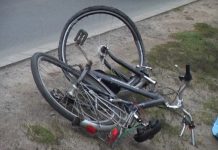 Un minor de 14 ani a murit după ce a căzut cu bicicleta de pe pasajul situat peste strada Piatra Craiului