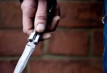 Un minor de 16 ani cu antecedente i-a tăiat gâtul unui prieten