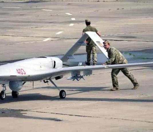 Rușii au reușit să doboare o dronă Bayraktar TB2 folosită de militarii ucraineni