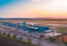Bolojan vrea extindere terminal, hotel și tramvai la Aeroportul Oradea … despre curse aeriene nici o veste bună