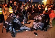 Sute de persoane au fost arestate miercuri în timpul manifestațiilor ce au avut loc în orașele din întreaga Rusie