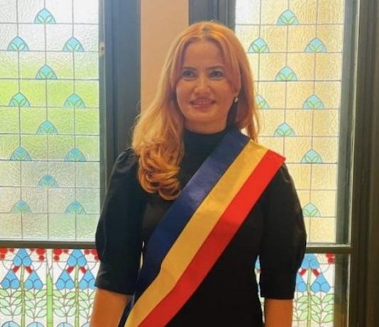 Senatorul orădean Gheorghe Carp și-a dat demisia iar viceprimarul Arina Moș îi va lua locul