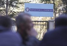 Mii de angajați români care riscă șomajul amenință cu proteste. Prețurile mari la electricitate și gaze vor duce la închiderea fabricilor