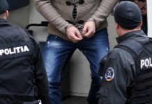 Trei orădeni în arest după ce au furat acumulatori și 3 mașini pe care le-au condus fără permis