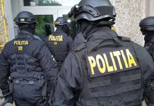 Cinci persoane au fost reținute în urma a nouă percheziții, efectuate de polițiștii BCCO Oradea – Serviciul de Combatere a Criminalității Informatice, împreună cu procurorii DIICOT Oradea.