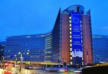 Comisia Europeană cere scăderea reală a pensiilor speciale din România