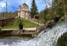 Hram la Mănăstirea Izbuc şi sfinţire de biserică