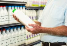 Laptele românesc va fi mai ieftin în magazine cu 20% după 1 mai