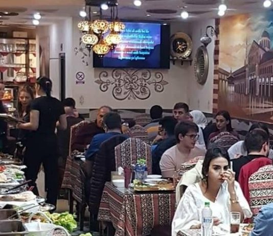 Coldea, Dîncu, Claudiu Târziu și un deputat PSD, surprinși de paparazzi la un restaurant din Capitală